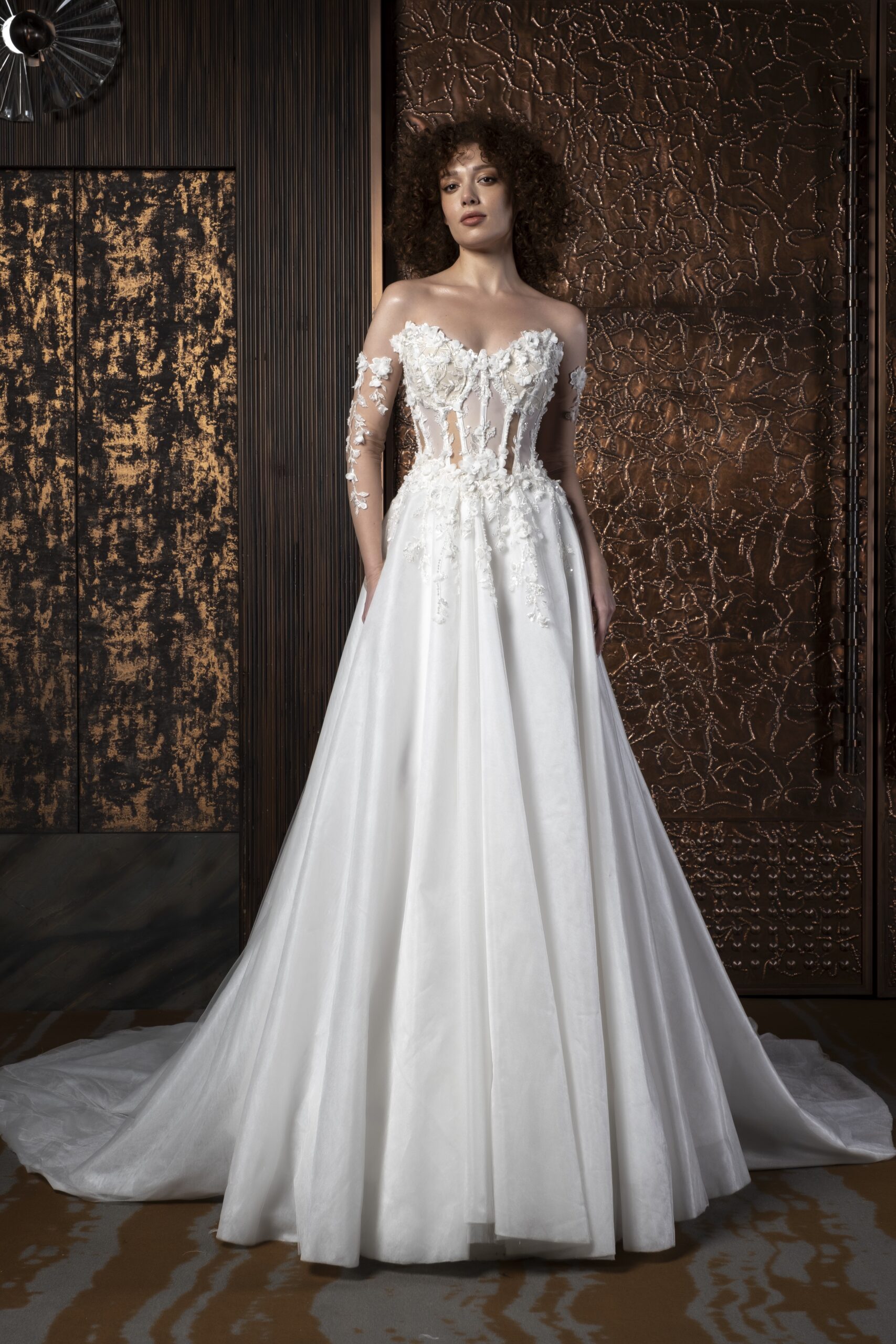 Amaris Helen Kesim Uzun Kollu Tül Bohem Kalp Yaka Zarif Gelinlik