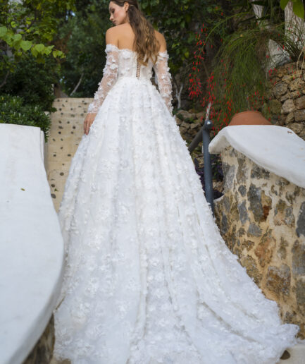 Elora A Kesim Uzun Kollu Üç Boyutlu Detaylı Kalp Yaka Romantik Gelinlik