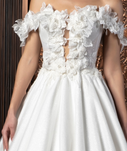 Velisse – Fransız Dantelli Prenses Kesim Uzun Kollu Kayık Yaka Gelinlik – SE2527