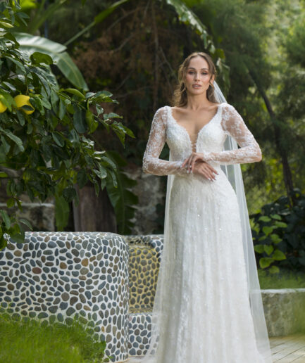 Fiora Balık Kesim Uzun Kollu Fransız Dantelli Asil Gelinlik