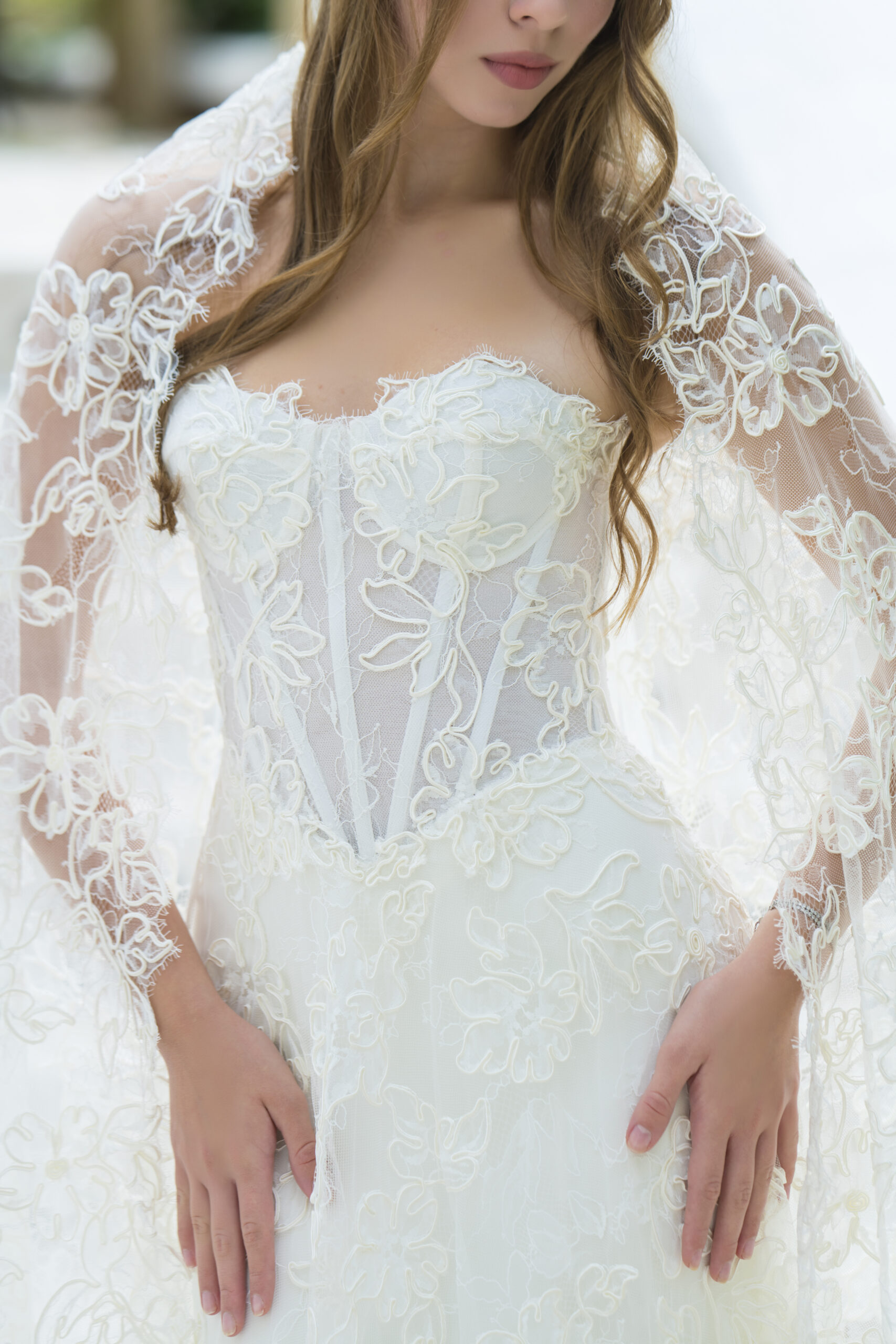 Elvira Helen Kesim Dantelli Vintage Kalp Yaka Romantik Gelinlik - Görsel 3