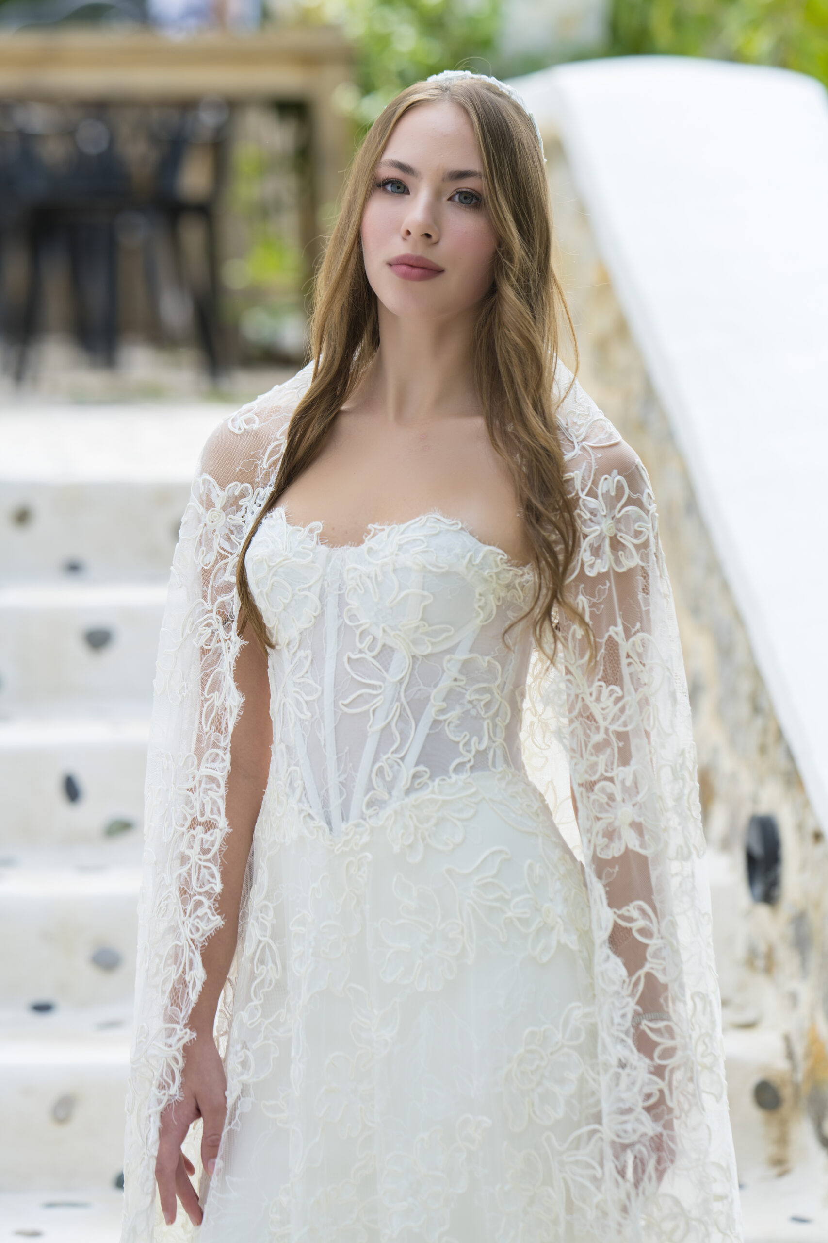 Elvira Helen Kesim Dantelli Vintage Kalp Yaka Romantik Gelinlik - Görsel 2