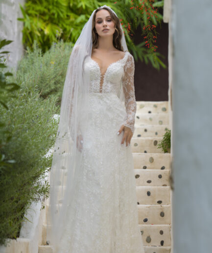 Fiora Balık Kesim Uzun Kollu Fransız Dantelli Asil Gelinlik