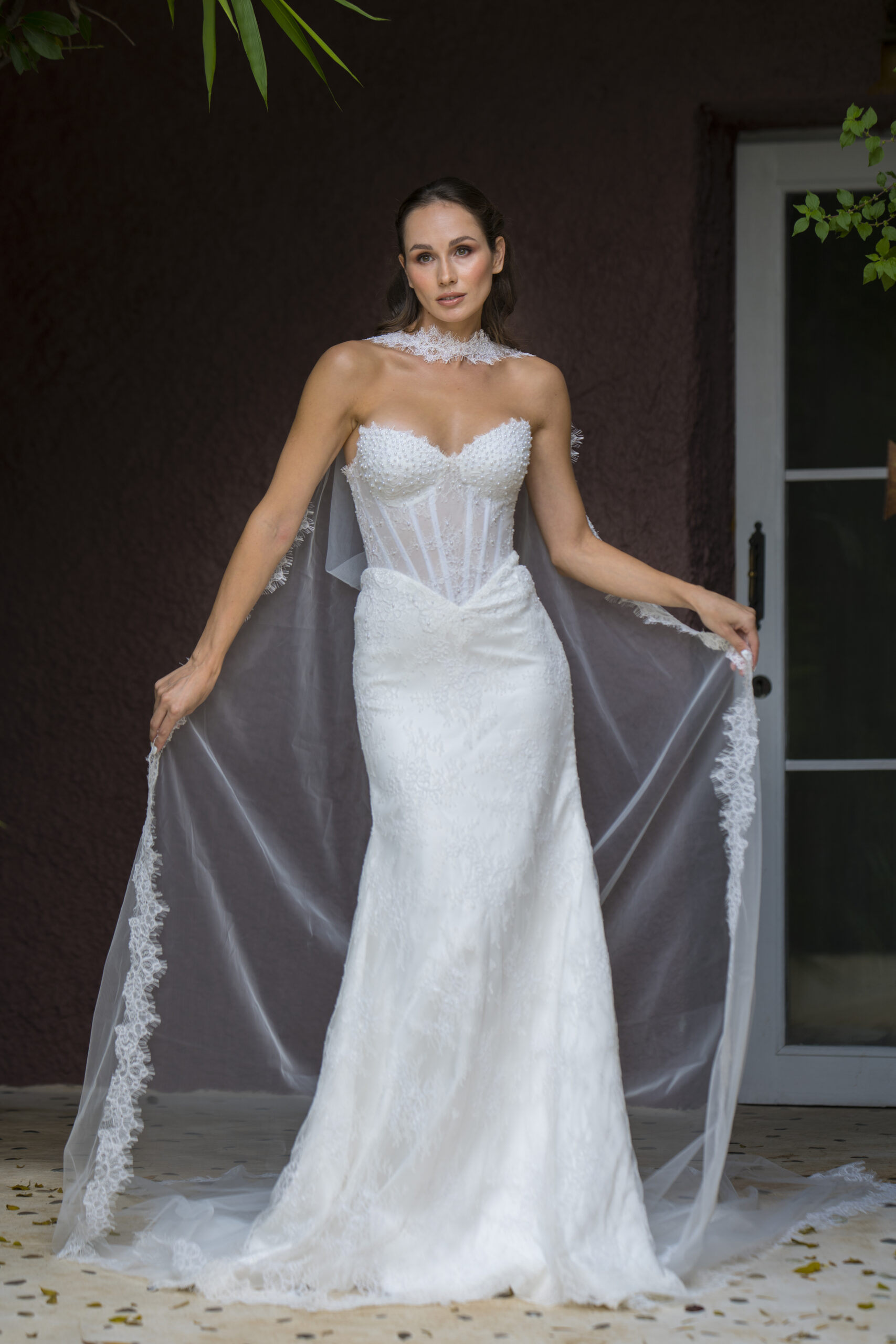 Selina Balık Kesim Fransız Dantelli Kalp Yaka Zarif Gelinlik