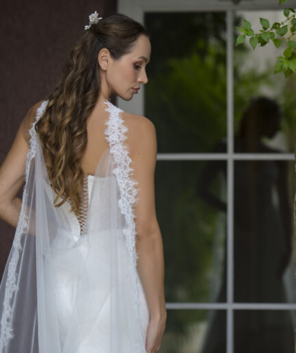 Selina Balık Kesim Fransız Dantelli Kalp Yaka Zarif Gelinlik