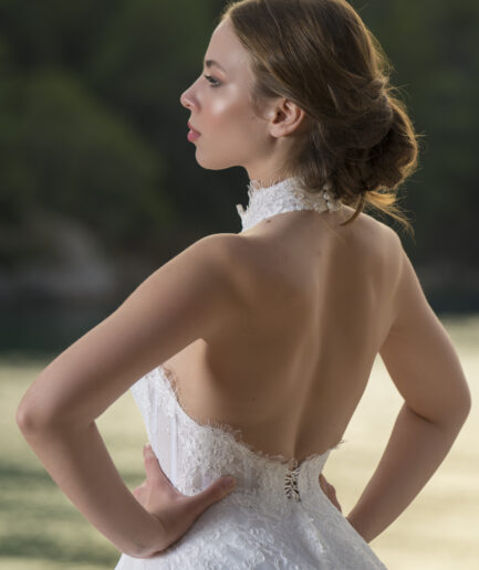 Avelin A Kesim Fransız Dantelli Hakim Yaka Zarif Gelinlik