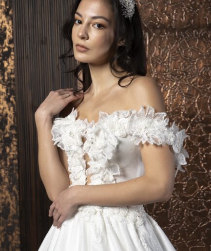 Solena A Kesim Düşük Kollu Tül Kalp Yaka Romantik Gelinlik