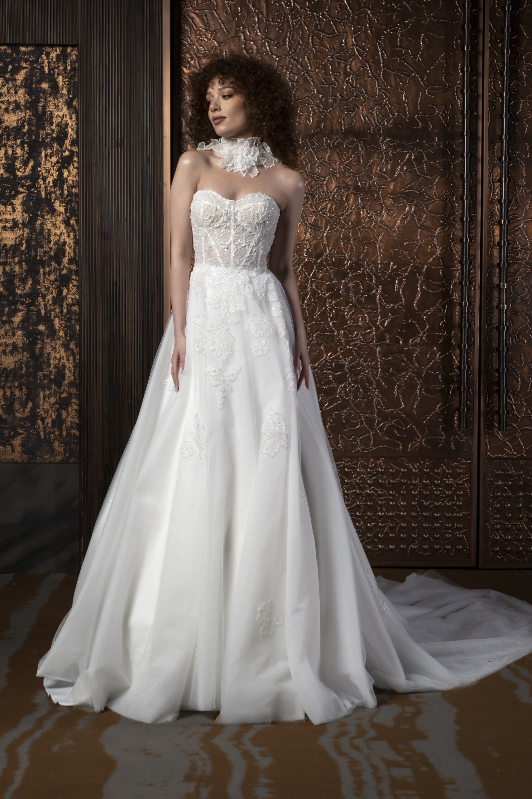 Evelisse Helen Kesim Tül Bohem Kalp Yaka Zarif Gelinlik