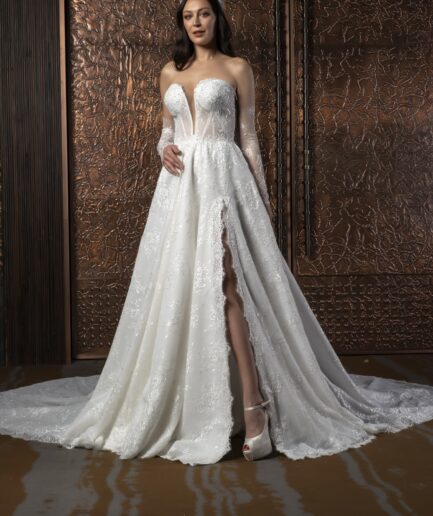 Luvia Helen Kesim Uzun Kollu Kalp Yaka Fransız Dantelli Zarif Gelinlik