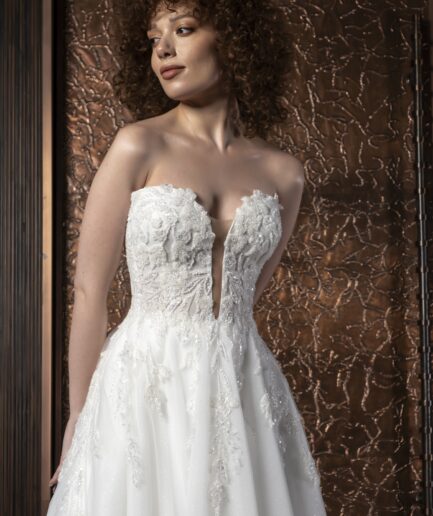 Serina Helen Kesim Straplez Yaka Tül Bohem Gelinlik