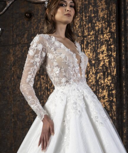 Velaria Zarif Dantel Dokulu Uzun Kollu A Kesim Gelinlik