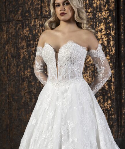 Alira Fransız Dantelli Uzun Kollu Kalp Yaka A Kesim Gelinlik