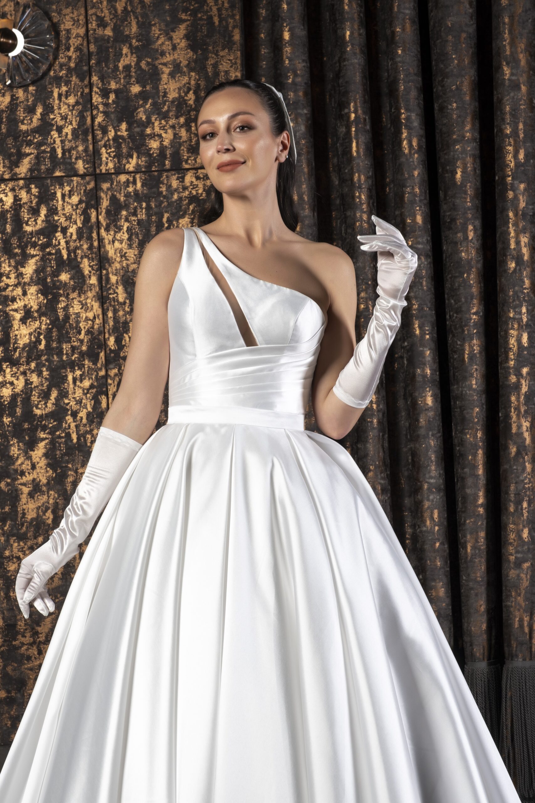 Solaira Saten Prenses Kesim Klasik Zarif Gelinlik - Görsel 2