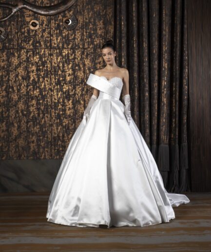 Anora Saten Prenses Kesim Kalp Yaka Zarif Gelinlik