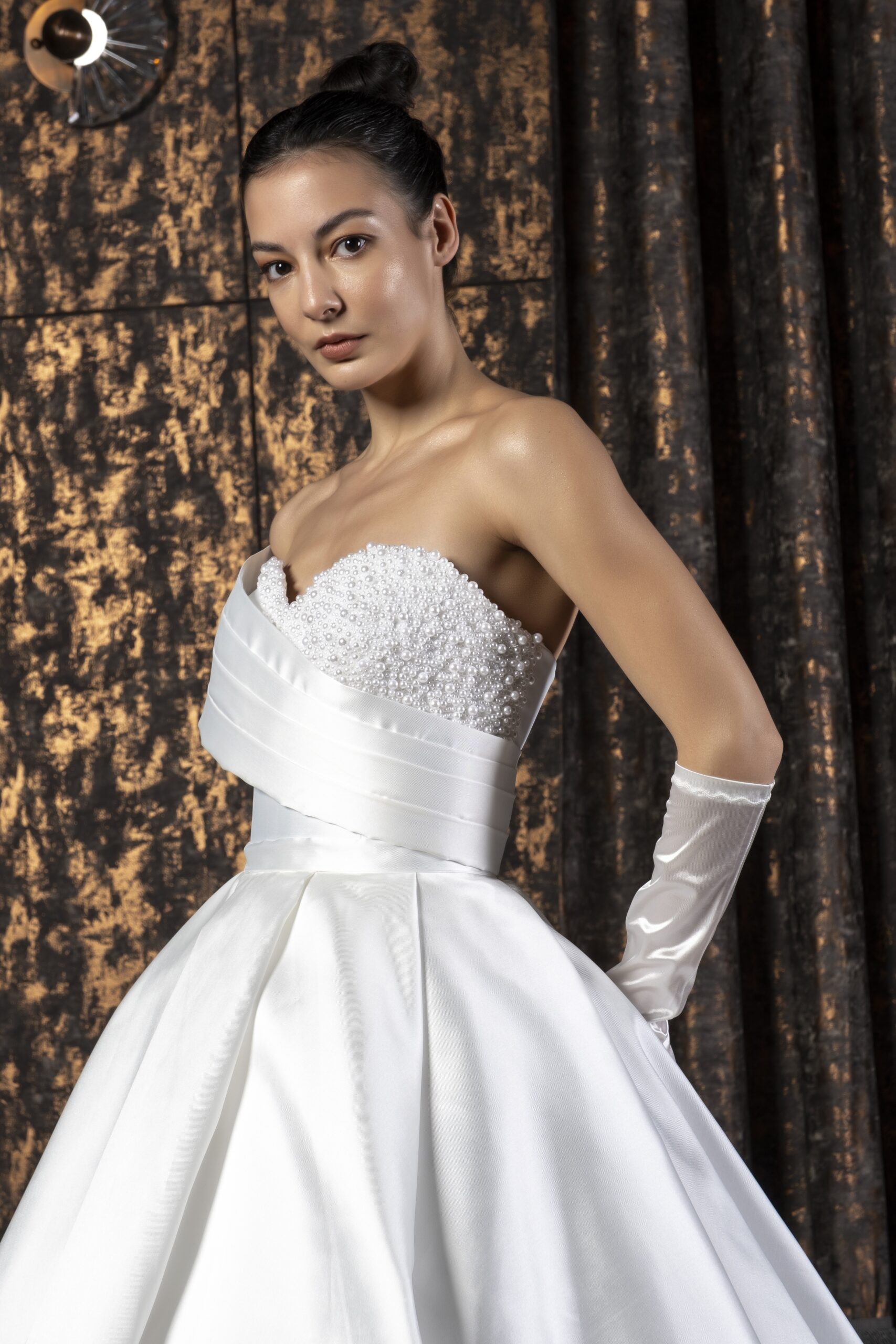 Anora Saten Prenses Kesim Kalp Yaka Zarif Gelinlik - Görsel 4