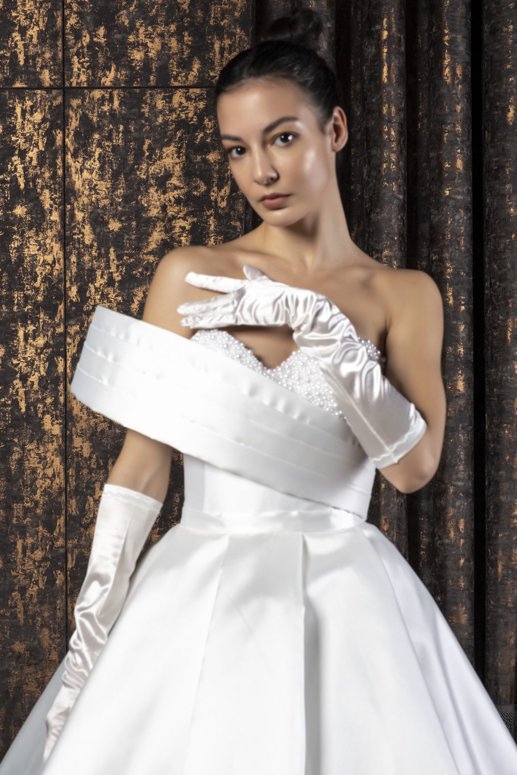 Anora Saten Prenses Kesim Kalp Yaka Zarif Gelinlik - Görsel 2