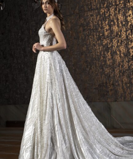 Seraphine Dantelli A Kesim Hakim Yaka Zarif ve Zamansız Gelinlik