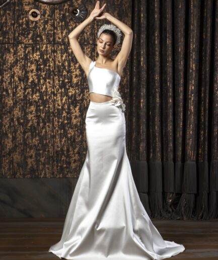 Asteria Sade Saten Balık Kesim Minimal ve Zarif Gelinlik