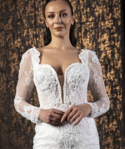 Lyanna Fransız Dantelli Uzun Kollu Balık Kesim Zarif ve Romantik Gelinlik