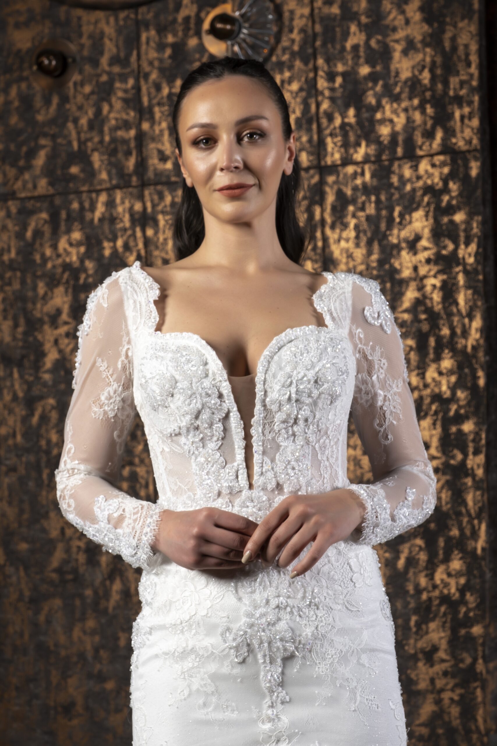 Lyanna Fransız Dantelli Uzun Kollu Balık Kesim Zarif ve Romantik Gelinlik - Görsel 3