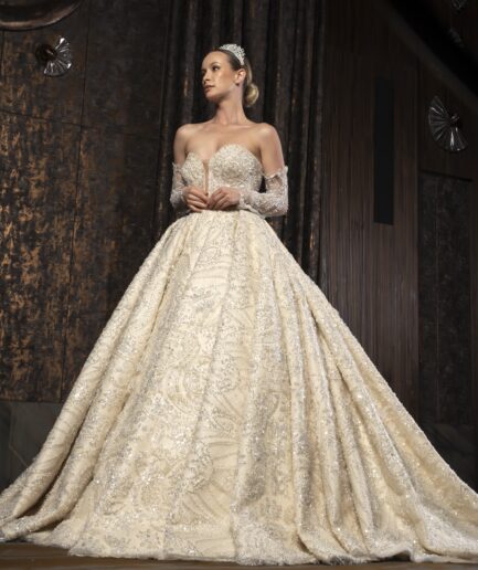 Elisse Dantelli Uzun Kollu Prenses Kesim Kalp Yaka Romantik Gelinlik