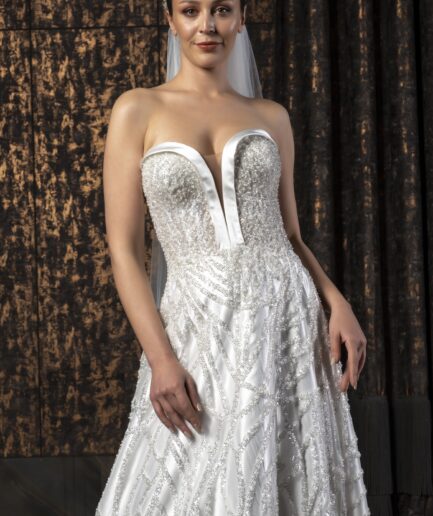 Liora A Kesim / Straplez Yaka Gelinlik - SE2451