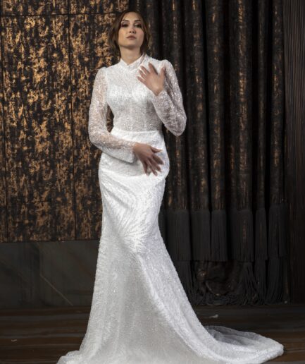 Lumina Dantel İşlemeli Uzun Kollu Hakim Yaka Balık Kesim Zarif Gelinlik