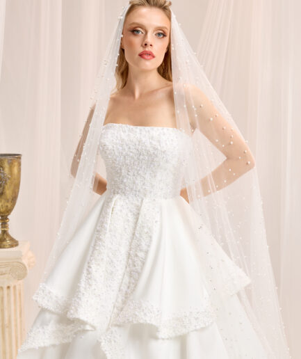 Valen Prenses Kesim Straplez Yaka Saten Zamansız Gelinlik